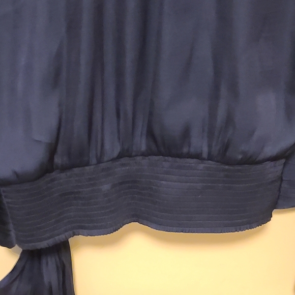 Banana Republic satin wrap top - Picture 3 of 7